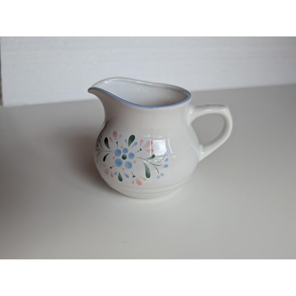 Fascino Stoneware Creamer Pitcher Japan Floral Cottagecore VTG Flowers